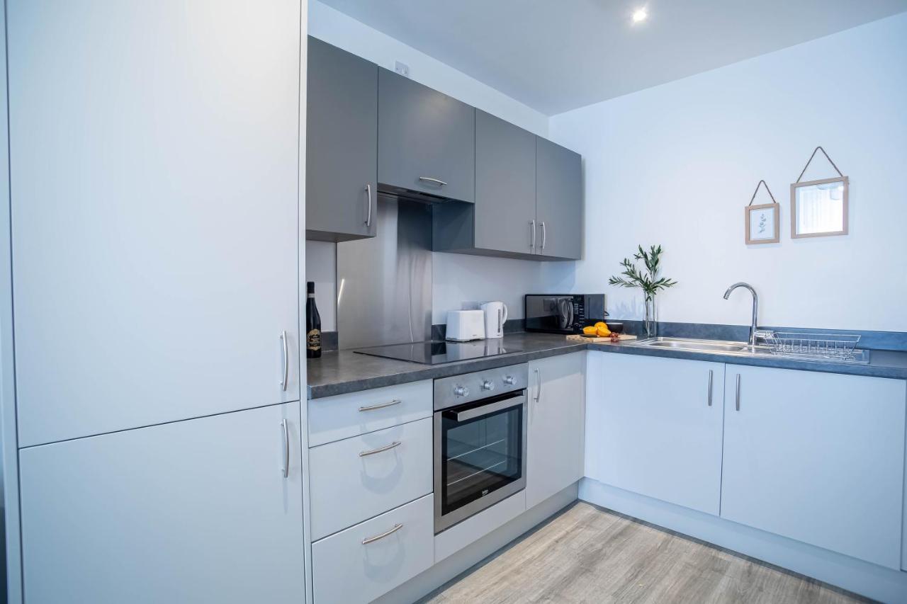 Luxury Apartments Available Next To Train Station - The Wallgate Apartments Wigan - Free Parking Εξωτερικό φωτογραφία