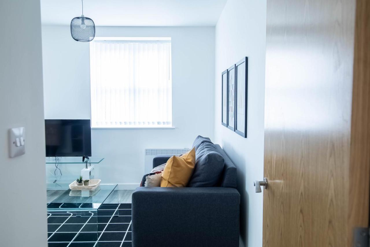 Luxury Apartments Available Next To Train Station - The Wallgate Apartments Wigan - Free Parking Εξωτερικό φωτογραφία
