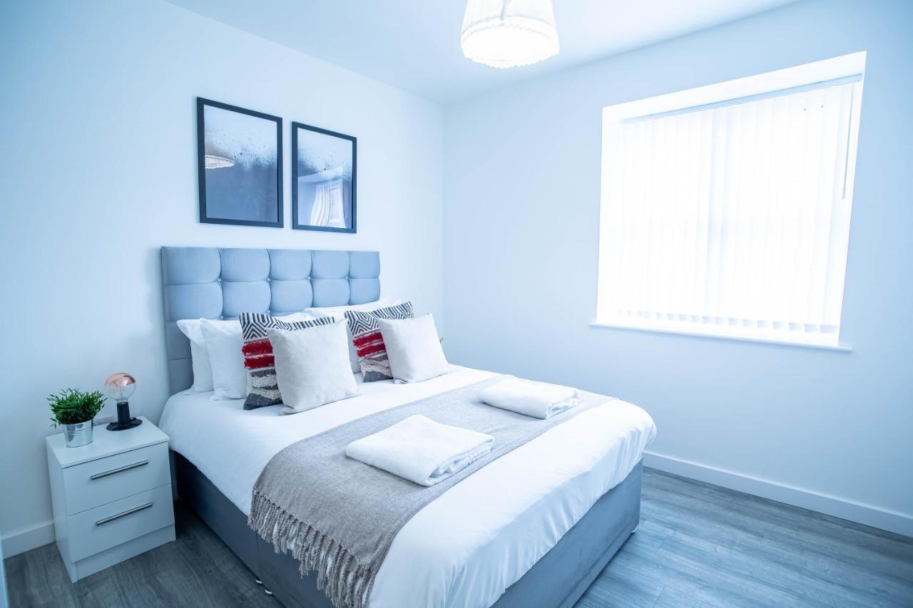 Luxury Apartments Available Next To Train Station - The Wallgate Apartments Wigan - Free Parking Εξωτερικό φωτογραφία