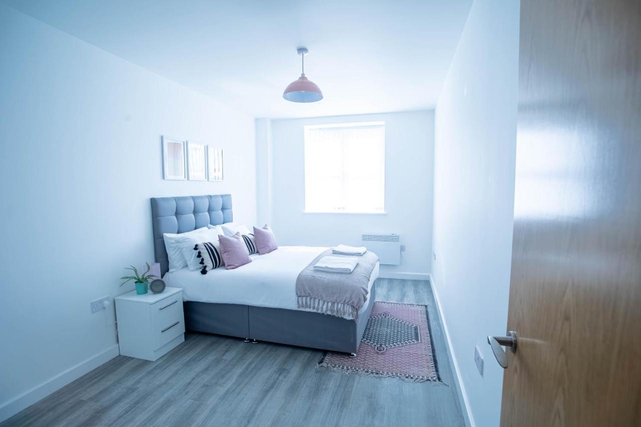 Luxury Apartments Available Next To Train Station - The Wallgate Apartments Wigan - Free Parking Εξωτερικό φωτογραφία