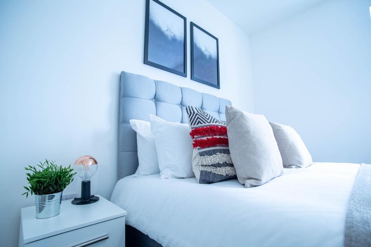 Luxury Apartments Available Next To Train Station - The Wallgate Apartments Wigan - Free Parking Εξωτερικό φωτογραφία