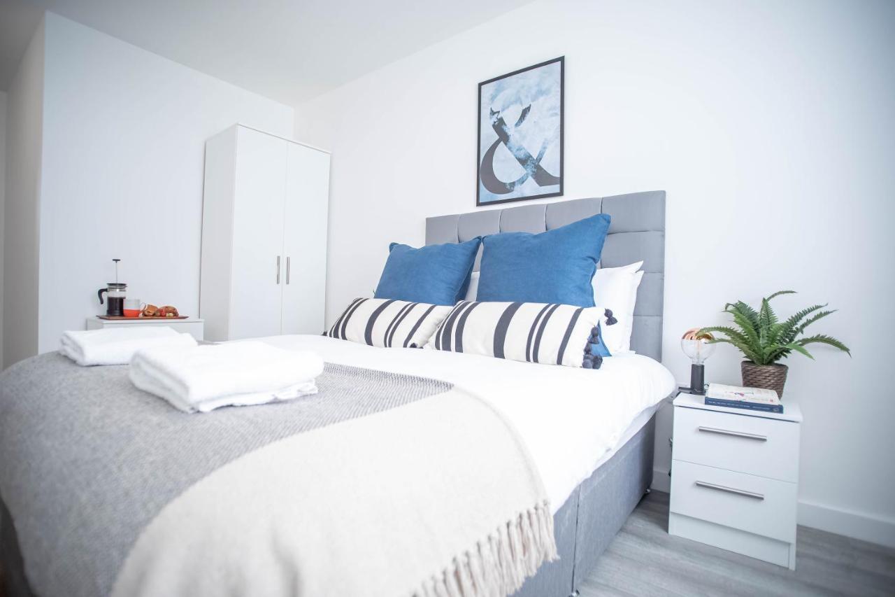 Luxury Apartments Available Next To Train Station - The Wallgate Apartments Wigan - Free Parking Εξωτερικό φωτογραφία