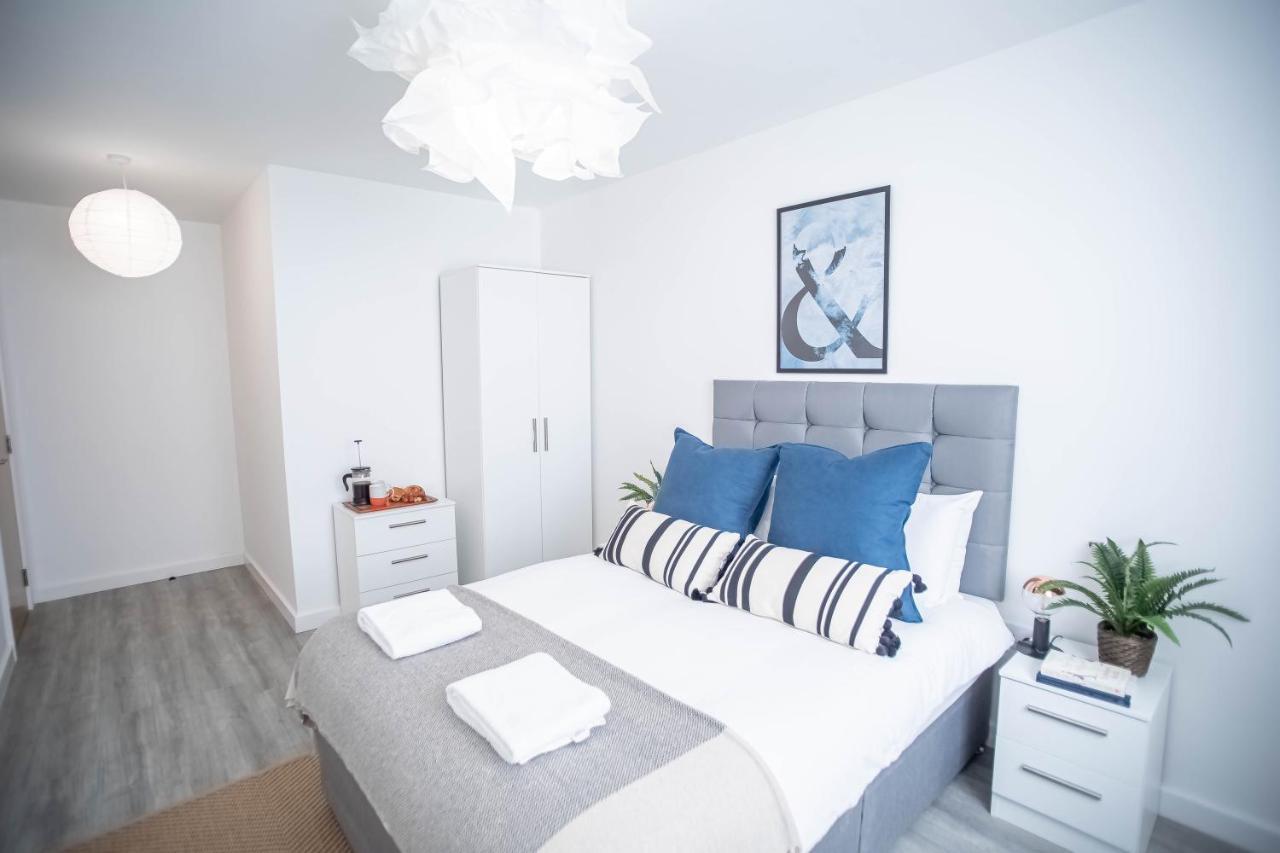 Luxury Apartments Available Next To Train Station - The Wallgate Apartments Wigan - Free Parking Εξωτερικό φωτογραφία