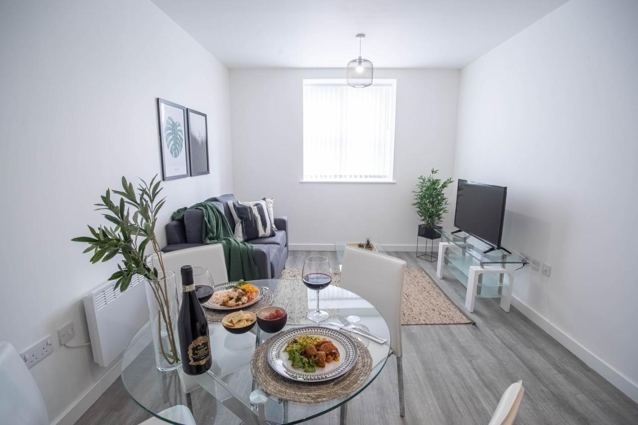 Luxury Apartments Available Next To Train Station - The Wallgate Apartments Wigan - Free Parking Εξωτερικό φωτογραφία