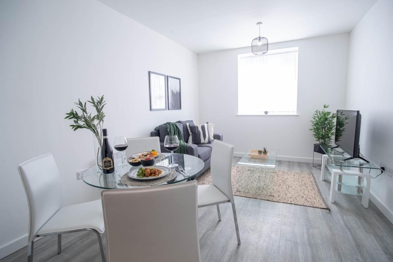 Luxury Apartments Available Next To Train Station - The Wallgate Apartments Wigan - Free Parking Εξωτερικό φωτογραφία